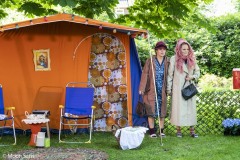 Het-Kleine-Theater-Ietje-en-Fietje-buiten-©-Moon-Saris-1875
